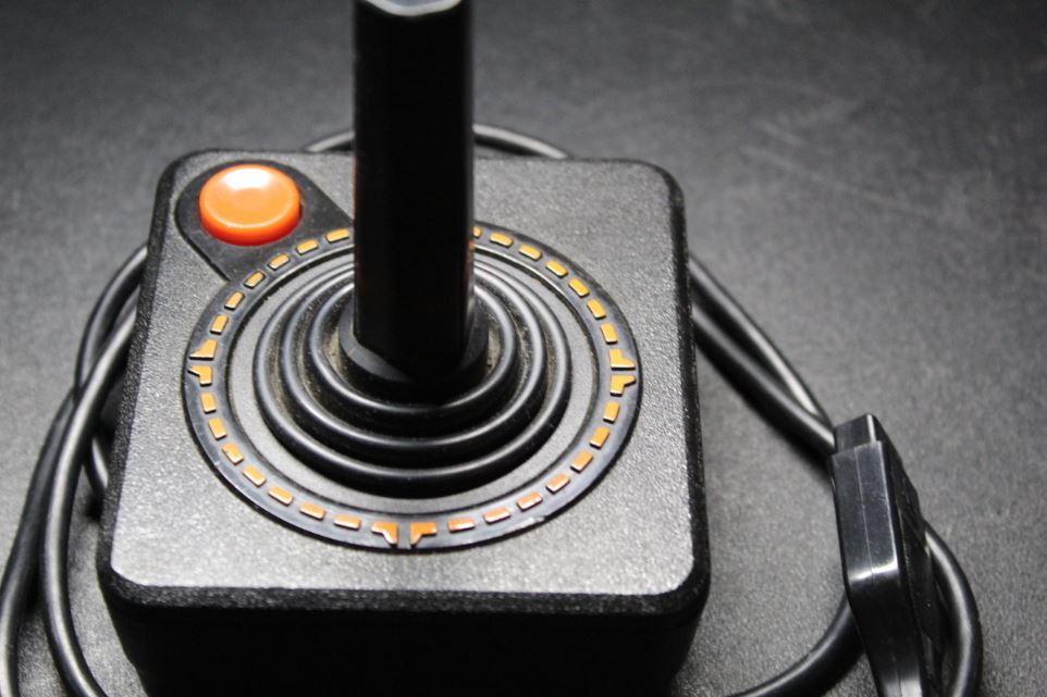Read more about the article Atari Joystick